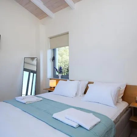 בית נופש Deluxe Eneri Pano Seaview-sunset Tsoukaládhes